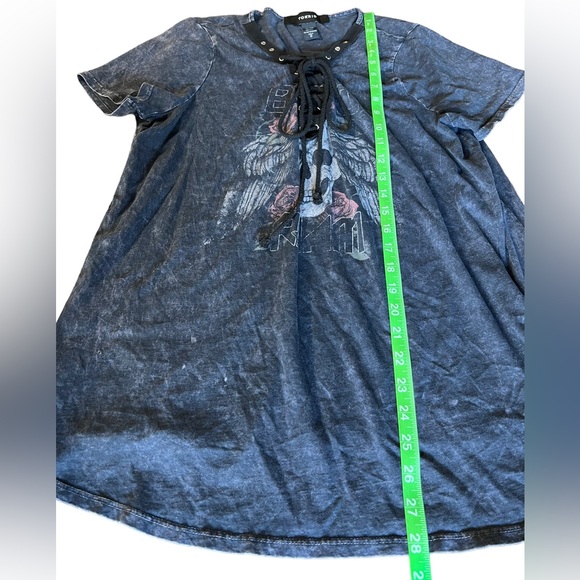 TORRID 0 Lace Up Tee Size L / 12 Skull Roses Born To Roam V Neck Moto Rock $43 - Picture 10 of 13